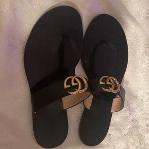 Gucci leather sandals with duster bag and box.